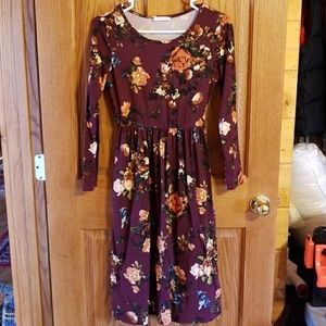 Burgundy floral long sleeve midi dress